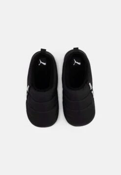 Scuff - Pantofole - Puma Black/Puma White -Luce Scarpe Negozio 01e34e868a7e49759239677a1f03e6da