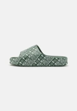 Luce Scarpe Negozio 7 Lacoste Ciabatte Da MareDark Green/White Uomo Scarpe Aperte LA212G00X-M11