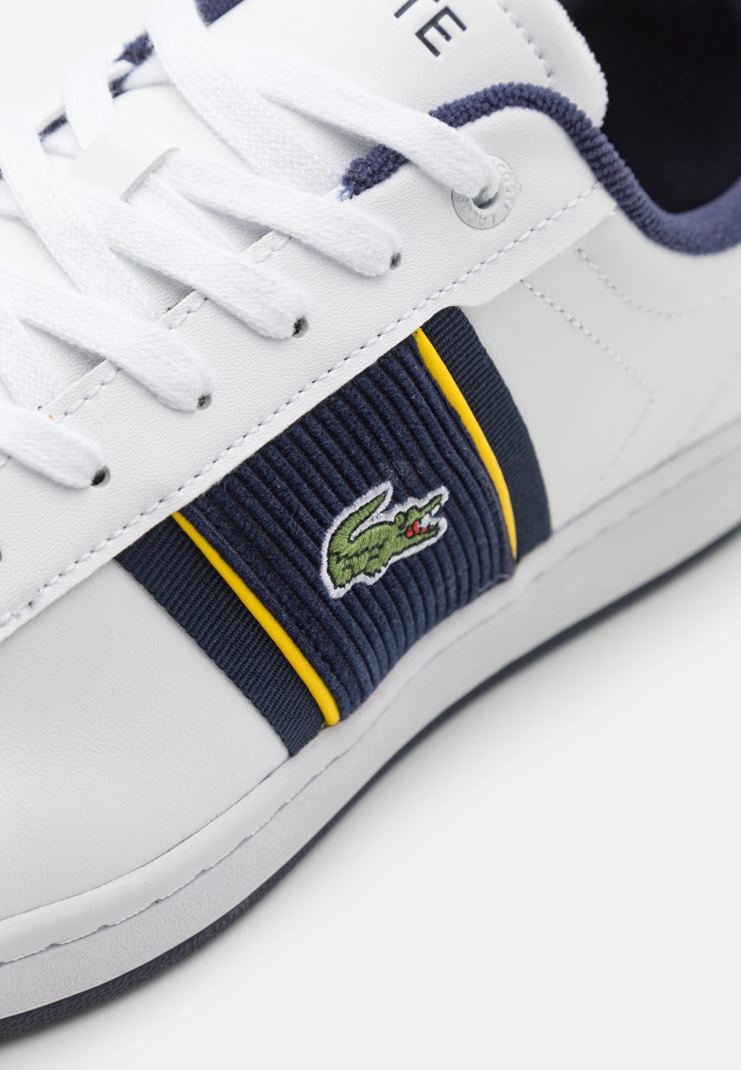Lacoste Carnaby Pro - Sneakers Basse - White/Navy 8 Lacoste Carnaby Pro - Sneakers Basse - White/Navy - immagine 6