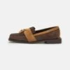 Dholak Loafer UnisexScarpe Senza LacciBrown Uomo Scarpe Basse AHC15C000-O11 1 Dholak Loafer UnisexScarpe Senza LacciBrown Uomo Scarpe Basse AHC15C000-O11 -Luce Scarpe Negozio 2d575f98f4d547ddae55640f488bd0a7