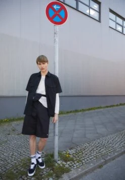 Vans Ua Era - Sneakers Basse - Black -Luce Scarpe Negozio 397531880f1f4c7b84ed8bfb79e19380