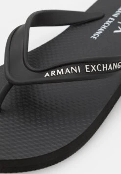 Armani Exchange Infradito Da BagnoBlack Uomo Scarpe Aperte ARC12G00E-Q11 -Luce Scarpe Negozio 3984d1120cae4c109ebdcb50f59168c8