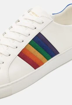 Kurt Geiger London Lennon Sunset - Sneakers Basse - White 13 Kurt Geiger London Lennon Sunset - Sneakers Basse - White -Luce Scarpe Negozio 49c1e77ed924408a9e90ead5da1284ad
