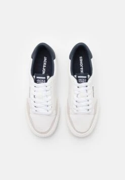 Jack & Jones JfwmordenSneakers BasseWhite/Navy Uomo Sneaker JA212O08D-A11 11 Jack & Jones JfwmordenSneakers BasseWhite/Navy Uomo Sneaker JA212O08D-A11 -Luce Scarpe Negozio 54199ec126df4daabbf70140802f03a0