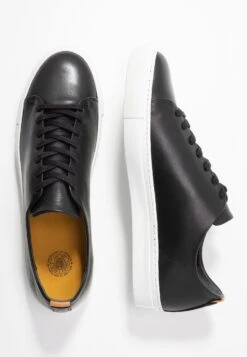 Sneaky Steve Less - Sneakers Basse - Black 9 Sneaky Steve Less - Sneakers Basse - Black -Luce Scarpe Negozio 59267d89430742ffa801955440153ff0