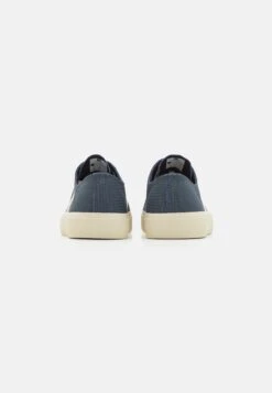 Veja Fair Trade SarlSneakers BasseNautico/Pierre Uomo Sneaker VJ212O05J-K11 -Luce Scarpe Negozio 5a59eb9dc38e40e498fbc345163d0673