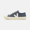 Veja Fair Trade SarlSneakers BasseNautico/Pierre Uomo Sneaker VJ212O05J-K11 1 Veja Fair Trade SarlSneakers BasseNautico/Pierre Uomo Sneaker VJ212O05J-K11 -Luce Scarpe Negozio 62ba2b52a33544f2b3222889f47c7553