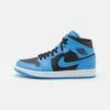 Air Jordan 1 Mid - Sneakers Alte - University Blue/Black/White -Luce Scarpe Negozio 6c94e0e825b648fb88414ce5d7dadb4c