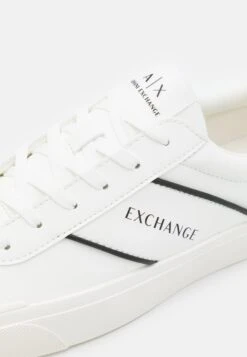 Armani Exchange Sneakers BasseOptic White/Black Uomo Sneaker ARC12O041-A11 13 Armani Exchange Sneakers BasseOptic White/Black Uomo Sneaker ARC12O041-A11 -Luce Scarpe Negozio 76256503bcfa4530a6be7e204e25d6ec