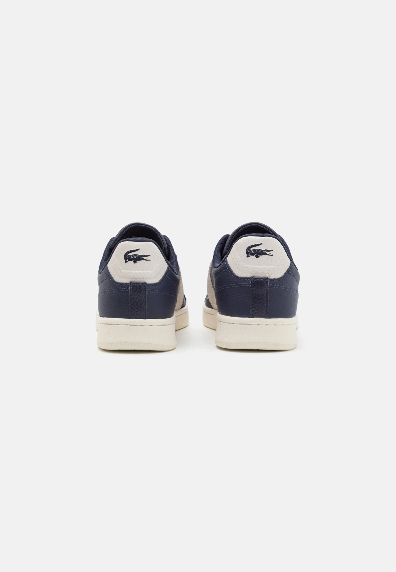Lacoste Carnaby Pro - Sneakers Basse - Navy/Off-White 5 Lacoste Carnaby Pro - Sneakers Basse - Navy/Off-White - immagine 3