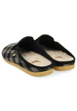 Gioseppo Con Cuadros Peggau - Pantofole - Gris 9 Gioseppo Con Cuadros Peggau - Pantofole - Gris -Luce Scarpe Negozio 9e81931f10ab4cc1ac370a84346660ea