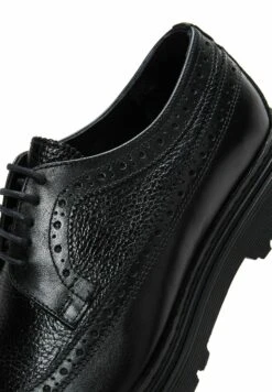 Stringate ElegantiBlack Uomo Scarpe Eleganti D5H12M01C-Q11 -Luce Scarpe Negozio ba3bbcc01af74ffbb7163cb2efdc9de2