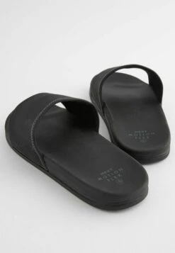 Next MotionflexCiabatte Da MareBlack Uomo Scarpe Aperte NX312G039-Q11 10 Next MotionflexCiabatte Da MareBlack Uomo Scarpe Aperte NX312G039-Q11 -Luce Scarpe Negozio bea413376a724bb180c030c568487a17