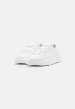 COPENHAGEN Cph810M - Sneakers Basse - White -Luce Scarpe Negozio cff2e3eacf5746709a68f76ab06bc3e7