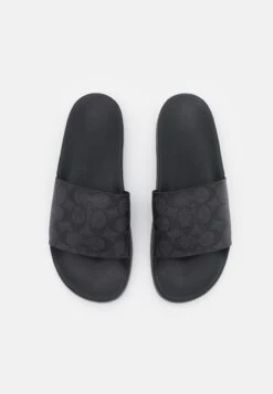 Coach Signature Coatedpool SlideCiabattineCharcoal Uomo Scarpe Aperte COH12G006-Q11 11 Coach Signature Coatedpool SlideCiabattineCharcoal Uomo Scarpe Aperte COH12G006-Q11 -Luce Scarpe Negozio d9c18943b63440ccb9b2e335b1b24330