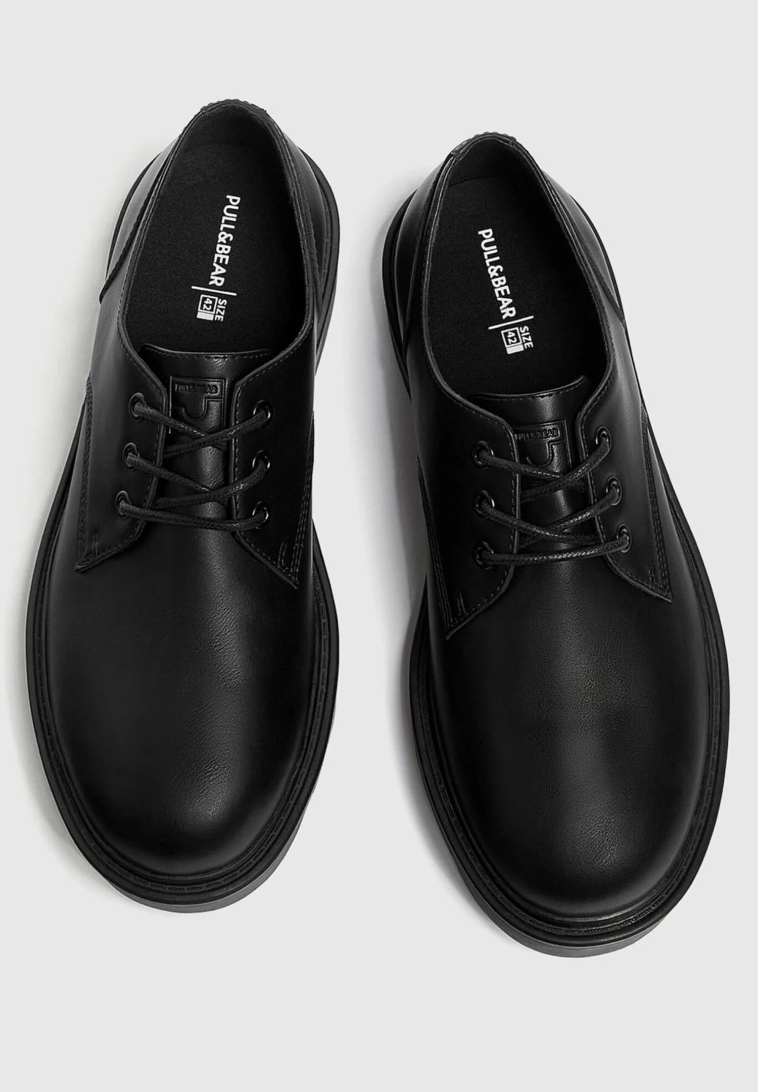 PULL & BEAR Mit Dicker - Stringate Eleganti - Black 5 PULL & BEAR Mit Dicker - Stringate Eleganti - Black - immagine 3