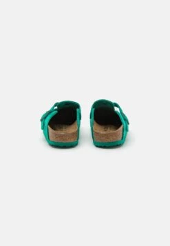 Birkenstock Boston Unisex - Pantofole - Digital Green 10 Birkenstock Boston Unisex - Pantofole - Digital Green -Luce Scarpe Negozio eac436748dcd4f1c8b54a66ae69c1ffc
